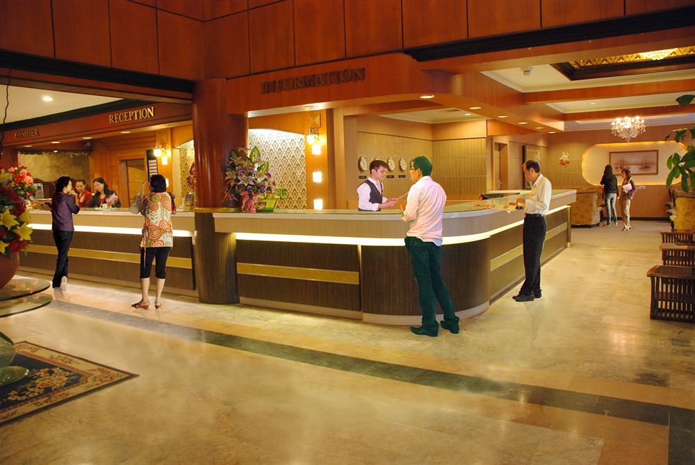Formosa Hotel Batam Exterior photo