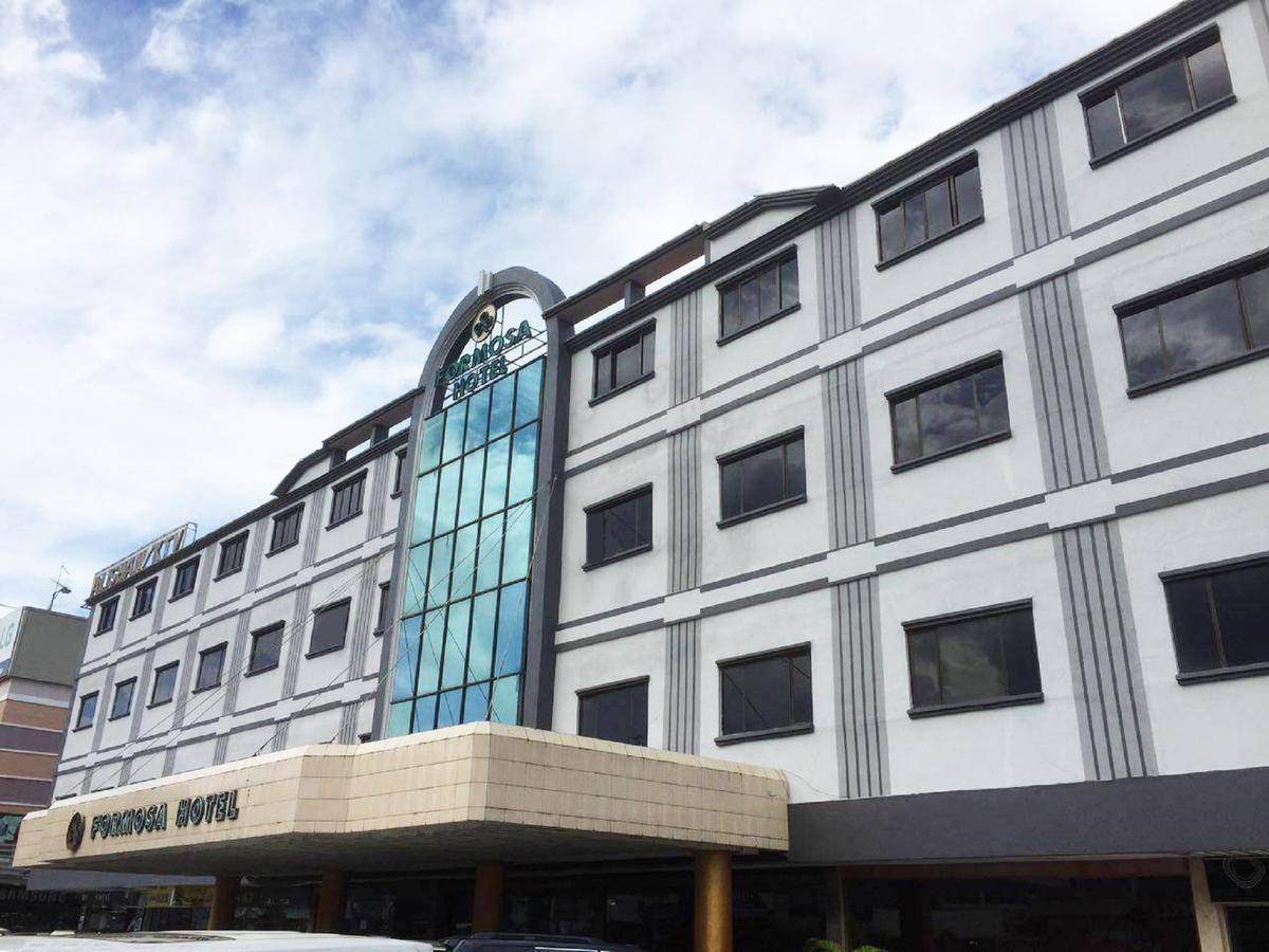 Formosa Hotel Batam Exterior photo